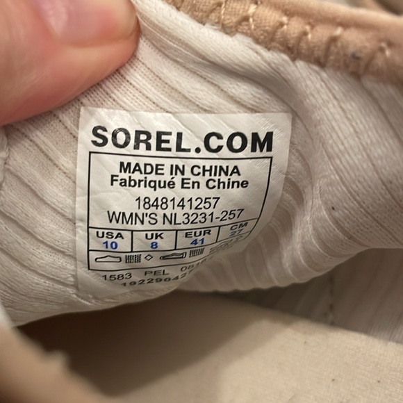Sorel Kinetic Sneak size 10 neutral beige like new - Picture 8 of 9